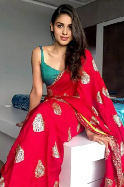 Escort Services Chembur